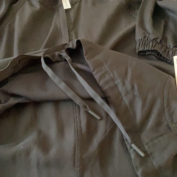 NWT lululemon City Stroll Hoodie Jacket Black - Picture 12 of 15